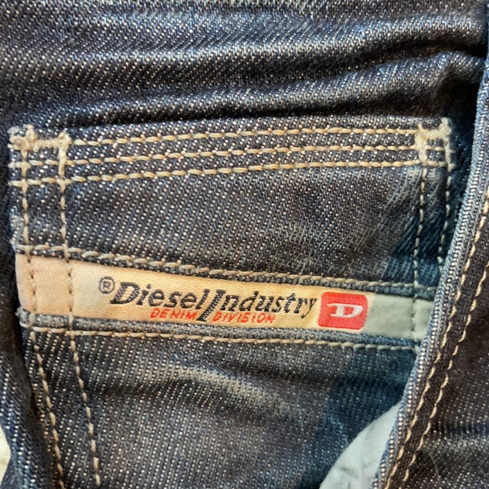 Diesel Jeans “Krooley Cut” - Picture 4 of 9